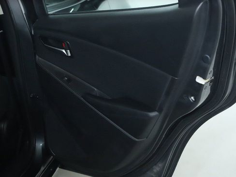 Used 2018 Toyota Yaris iA image 31