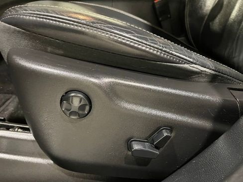 Used 2015 Jeep Grand Cherokee Limited AWD/4WD image 15