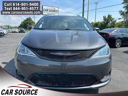 Used 2019 Chrysler Pacifica Limited w/ Advanced Safetytec Group FWD image 10