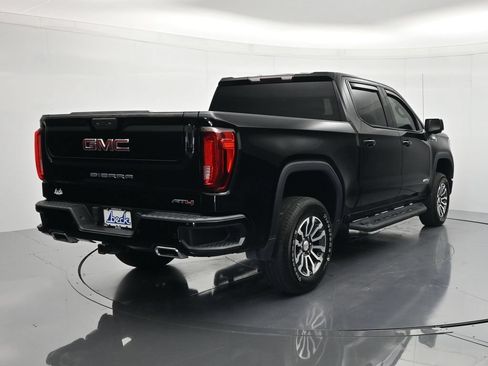Used 2023 GMC Sierra 1500 AT4 AWD/4WD image 5
