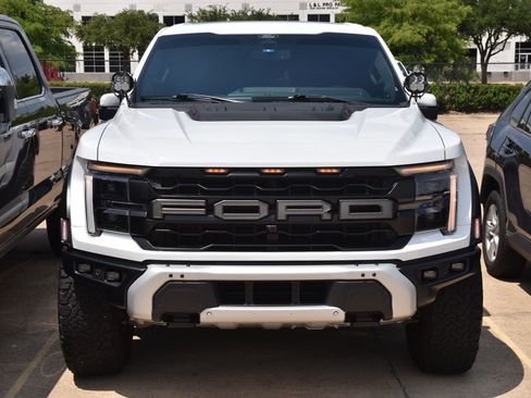 Used 2024 Ford F150 Raptor AWD/4WD image 3