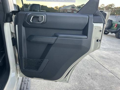 New 2025 Ford Bronco Outer Banks image 16