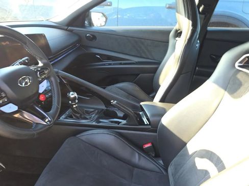 Used 2023 Hyundai Elantra N image 4