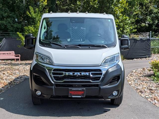 Used 2023 RAM ProMaster 2500 w/ Driver Convenience Group FWD image 9