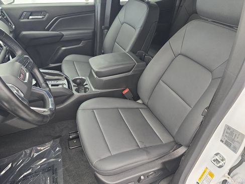 Used 2025 GMC Canyon Elevation w/ Convenience Package AWD/4WD image 14