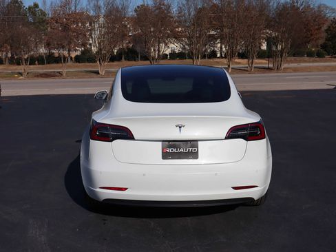 Used 2018 Tesla Model 3 Long Range image 10