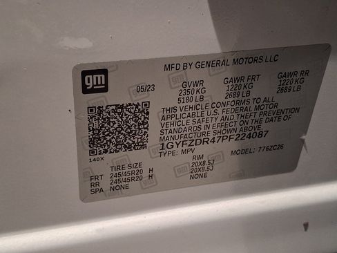 Certified 2023 Cadillac XT4 Premium Luxury w/ Cold Weather Package AWD/4WD image 24