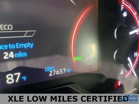 Used 2024 Toyota RAV4 XLE image 31