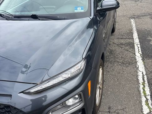 Used 2018 Hyundai Kona SEL w/ SEL Tech Package 02 AWD/4WD image 3