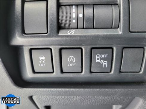 Used 2022 Subaru Crosstrek 2.5i Sport w/ Moonroof Package image 18