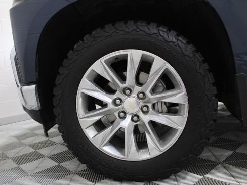 Used 2021 Chevrolet Silverado 1500 LTZ w/ Z71 Off-Road Package image 53
