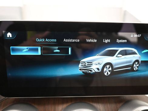 Used 2022 Mercedes-Benz GLC 300 w/ Premium Package Lite image 19