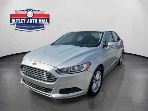 Used 2014 Ford Fusion SE FWD image 7