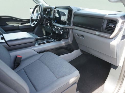 Used 2025 Ford F150 XLT w/ Equipment Group 301A Standard AWD/4WD image 17