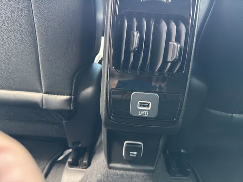 New 2026 Jeep Compass Latitude image 24