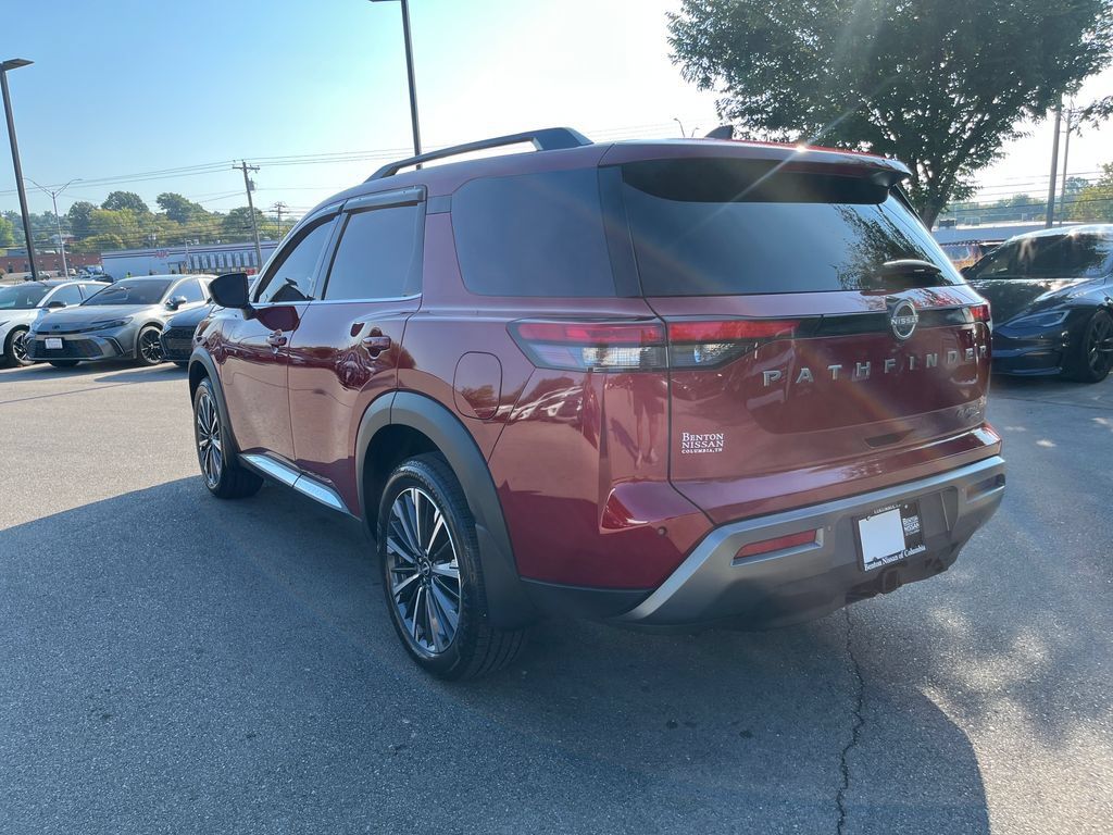 Used 2026 Nissan Pathfinder Platinum AWD/4WD image 3