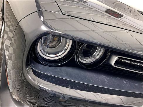 Used 2020 Dodge Challenger R/T RWD image 38