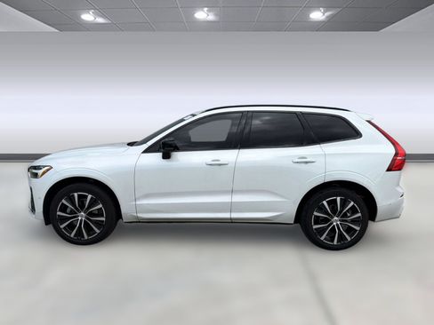 Used 2024 Volvo XC60 B5 Plus w/ Protection Package Premier AWD/4WD image 2