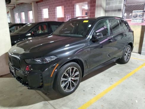 Used 2024 BMW X5 xDrive40i w/ M Sport Package AWD/4WD image 1