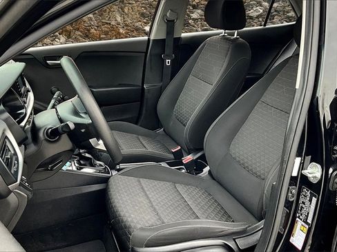 Used 2018 Kia Rio LX image 20