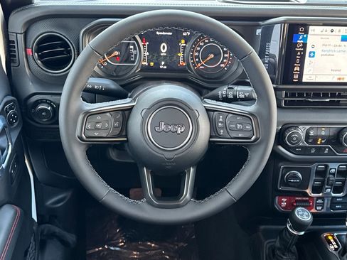 New 2026 Jeep Wrangler Unlimited Rubicon image 13