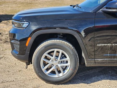 New 2026 Jeep Grand Cherokee 2WD image 6