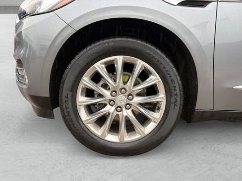 Used 2021 Buick Enclave Essence w/ Sound and Sites Package image 23