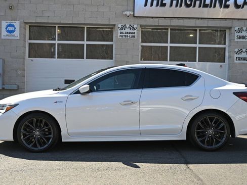 Used 2022 Acura ILX image 2