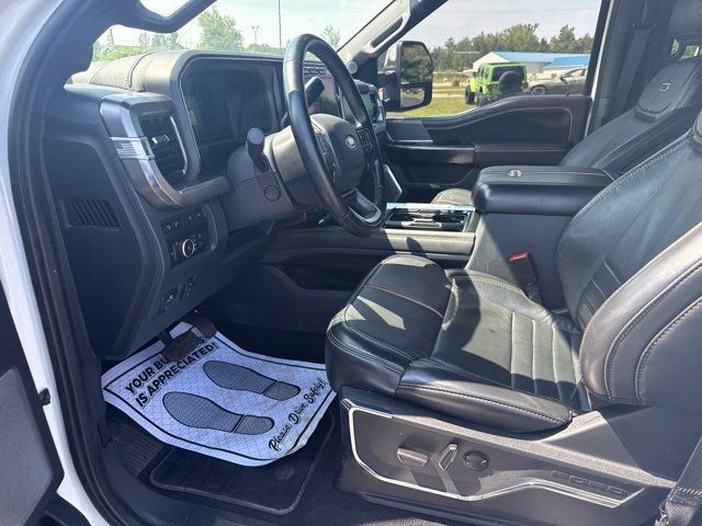 Used 2023 Ford F250 Platinum AWD/4WD image 12