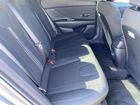 Certified 2025 Hyundai Elantra Sport image 13