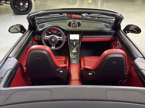 Used 2014 Porsche 911 Turbo S AWD/4WD image 20
