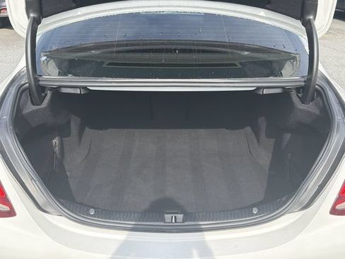 Used 2017 Mercedes-Benz C 300 4MATIC Sedan image 20