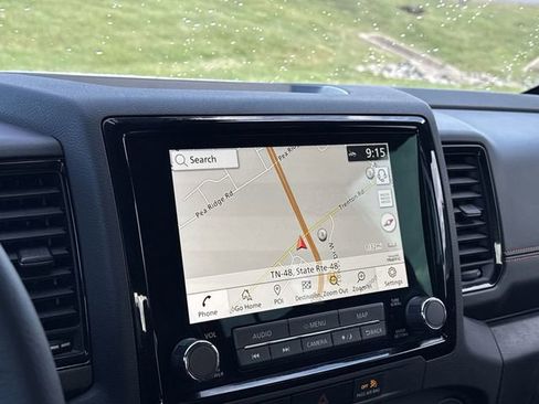 Used 2024 Nissan Frontier PRO-4X w/ Technology Package AWD/4WD image 19