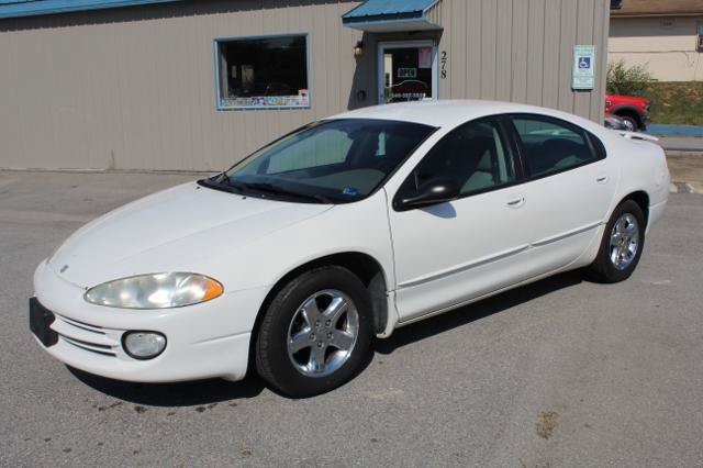 Used 2004 Dodge Intrepid ES FWD image 1