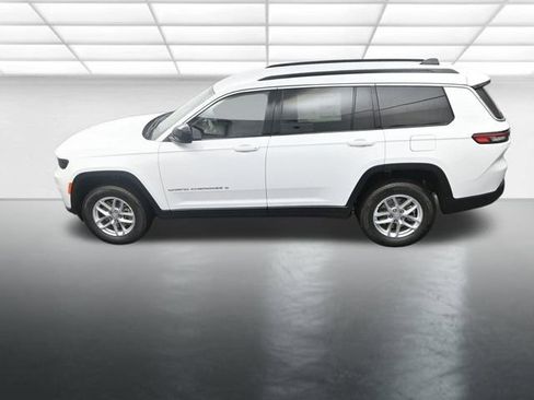 New 2025 Jeep Grand Cherokee L Laredo image 13