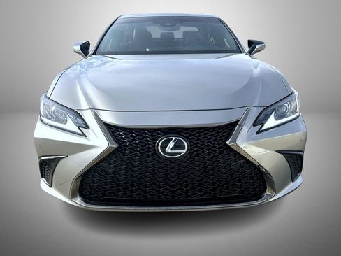 Used 2019 Lexus ES 350 F Sport image 2