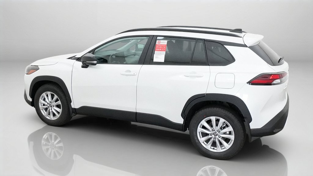 New 2026 Toyota Corolla Cross LE FWD image 7