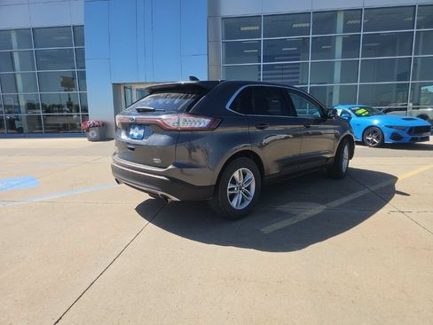 Used 2017 Ford Edge SEL w/ Equipment Group 201A AWD/4WD image 4