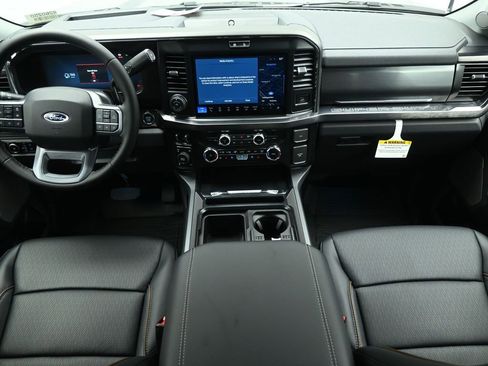 New 2026 Ford F250 Lariat w/ Black Appearance Package image 20