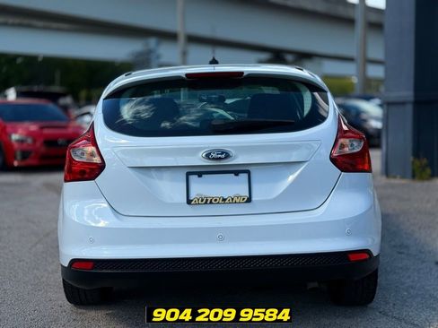 Used 2013 Ford Focus SE FWD image 8