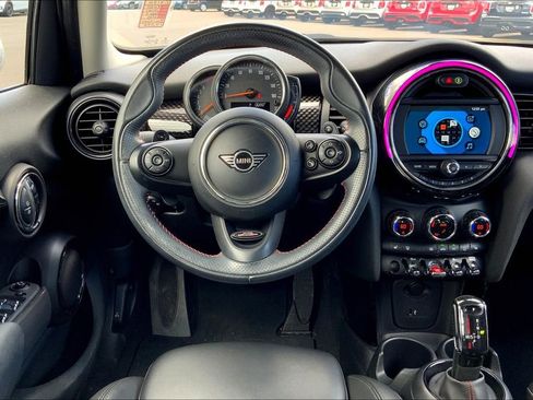 Used 2020 MINI Cooper S image 5