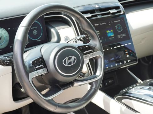 Certified 2023 Hyundai Tucson Limited FWD image 19