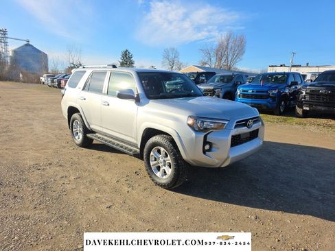 Used 2021 Toyota 4Runner SR5 image 7