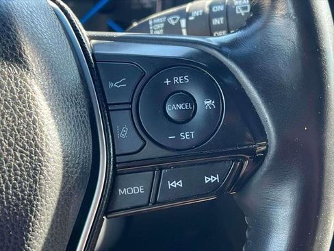 Certified 2021 Toyota Venza XLE w/ Softex Package image 23