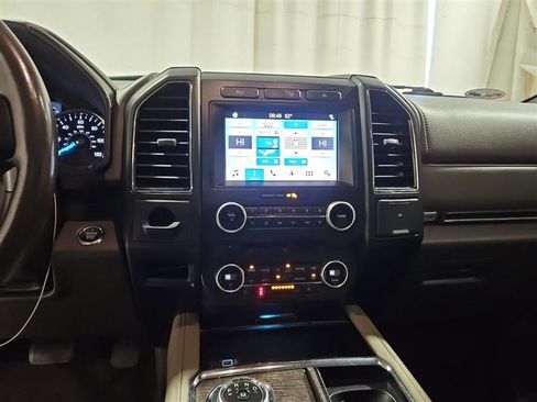 Used 2018 Ford Expedition Limited w/ Equipment Group 301A image 14