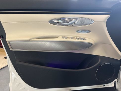 New 2024 Genesis Electrified GV70 Advanced image 32