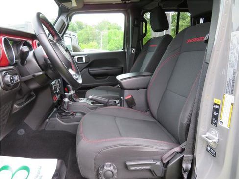 Used 2021 Jeep Gladiator Rubicon w/ Trailer Tow Package AWD/4WD image 4