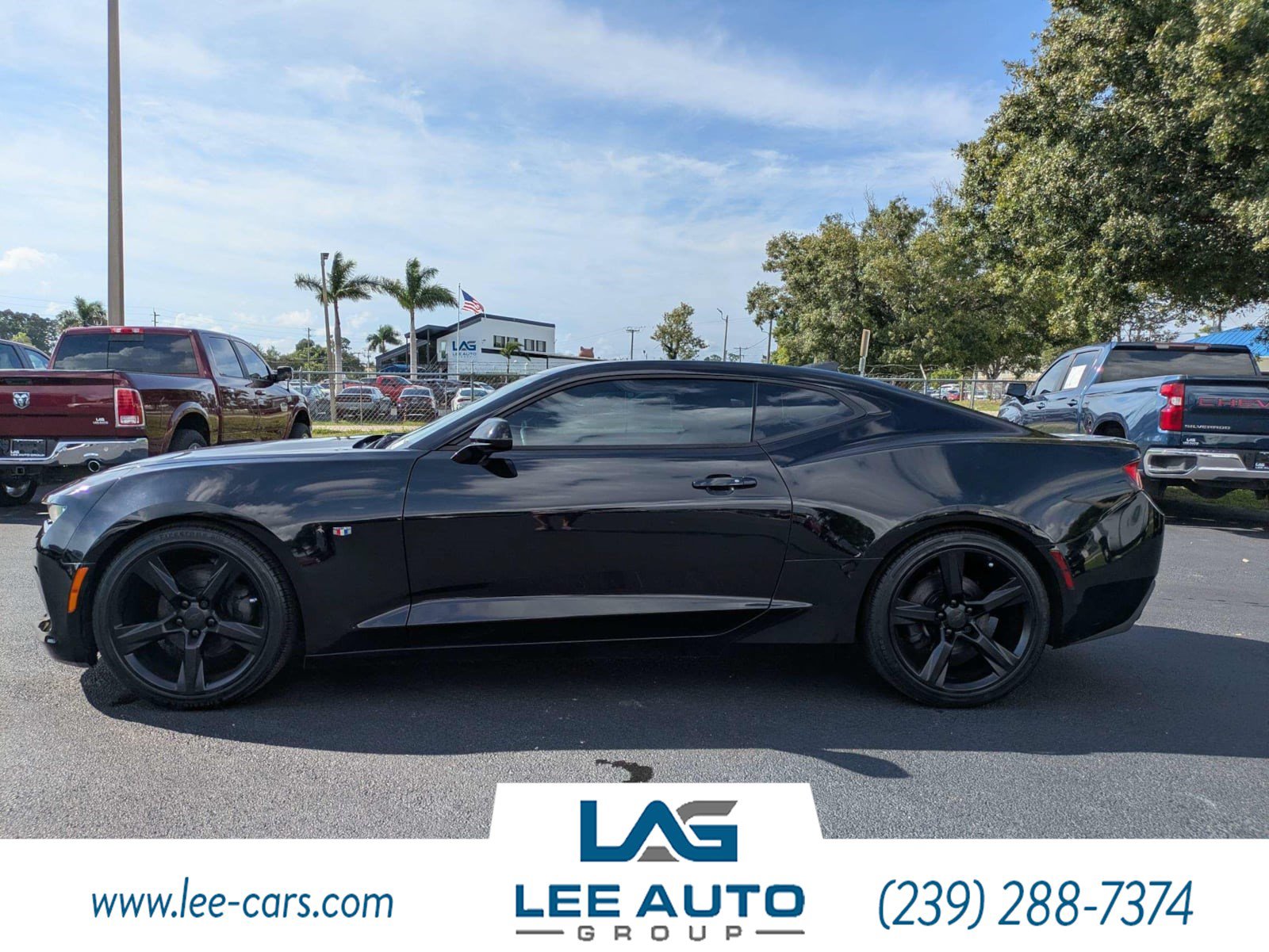 Used 2018 Chevrolet Camaro LT RWD image 6