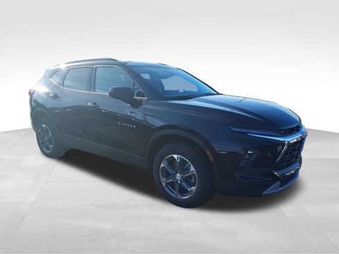 New 2026 Chevrolet Blazer LT w/ Convenience Package AWD/4WD image 7