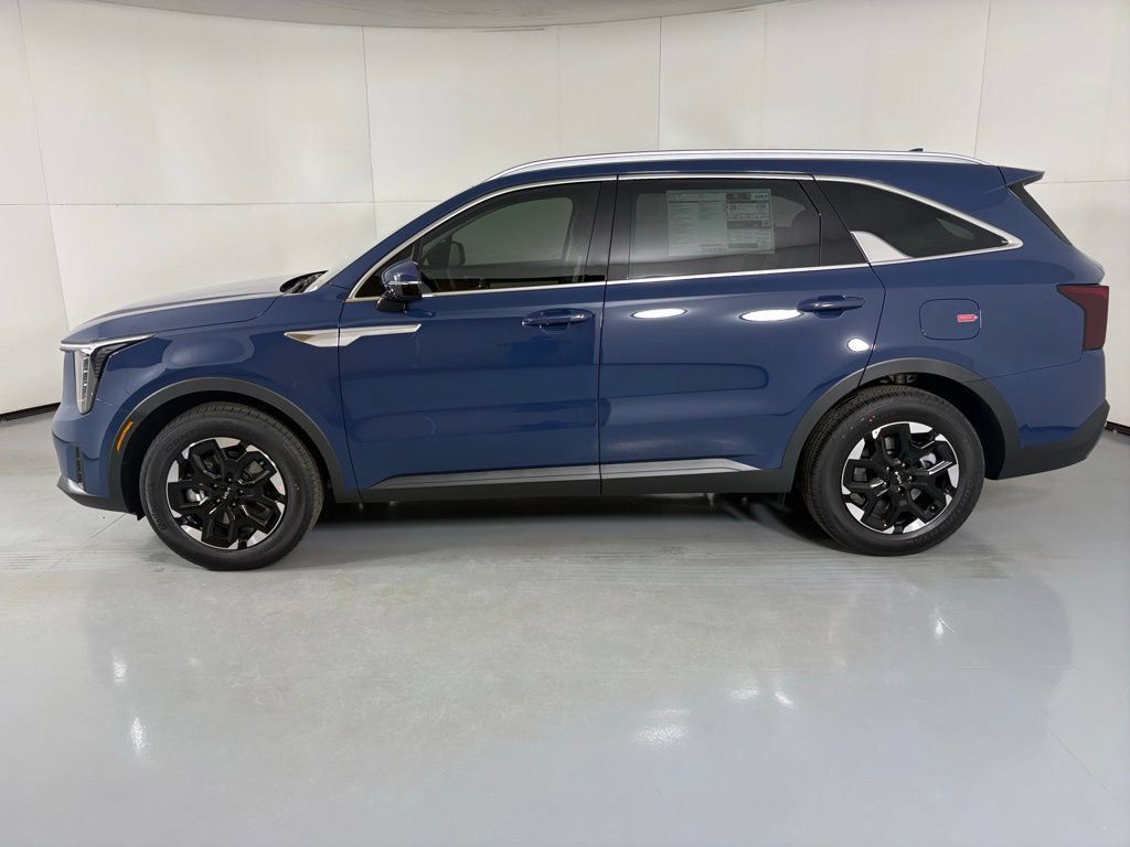 New 2026 Kia Sorento S w/ S Panoramic Sunroof Package FWD image 5